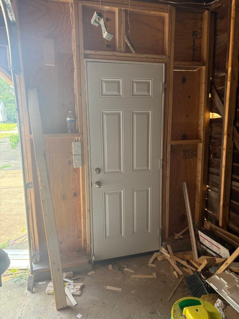 Garage Door and Window Replacement in Warren, Ohio — residential window replacement